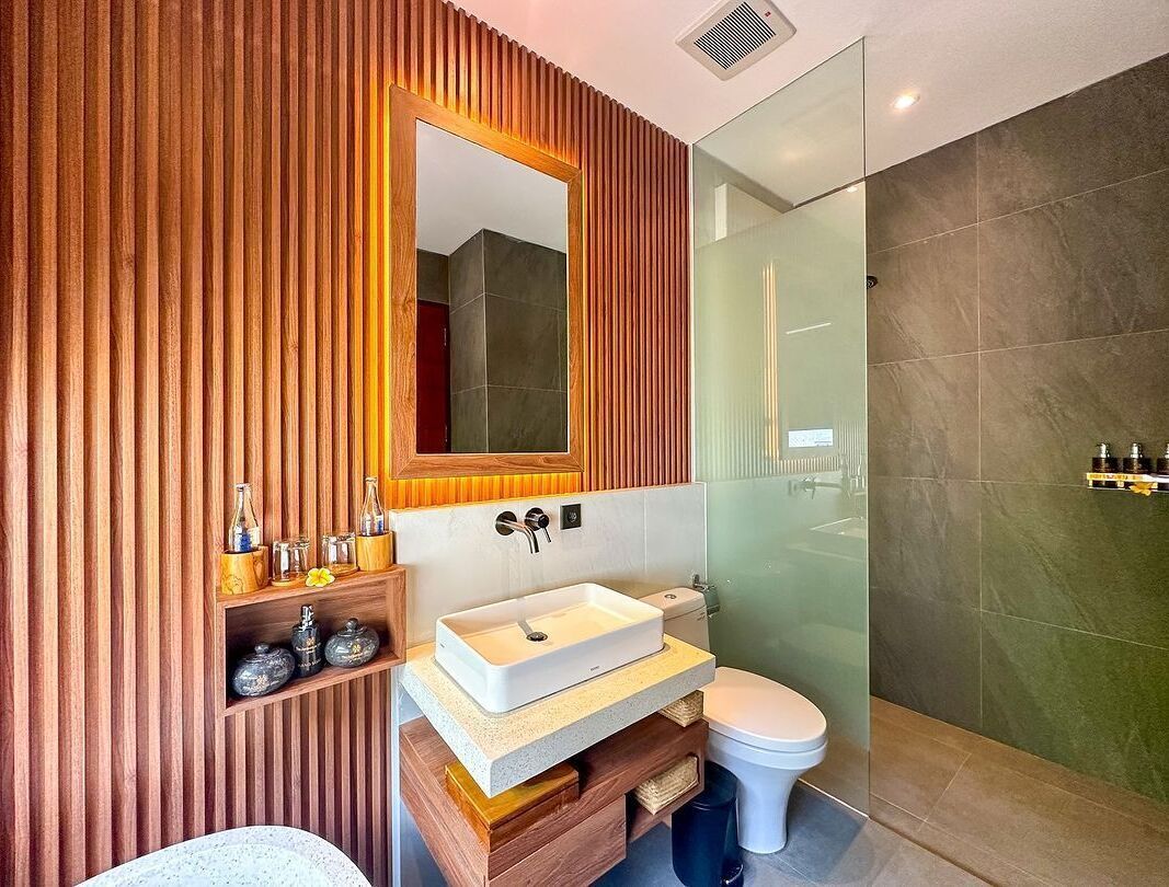 One Bedroom Villa with Free Daily Afternoon Tea | Baño | Bañera y ducha independientes y cabezal de ducha tipo lluvia