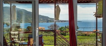 Cozy House with Amazing Panoramic View and Unique Outdoor!