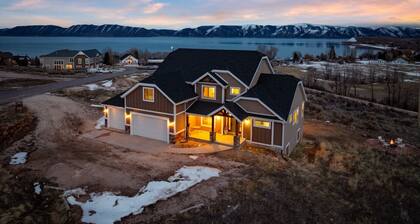 Hot Tub • Game Room • Theater • Sleeps 29