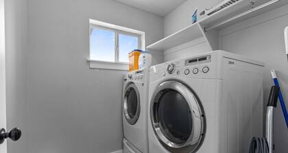 Hot Tub • Game Room • Theater • Sleeps 29