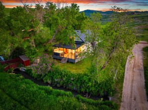 Exterior - The Doll House | Private Hot Tub, Sauna, Arcades, Family Friendly! (Garden City)