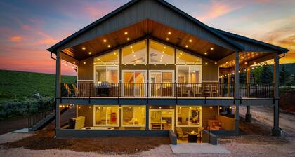 Shimmer Shack! Hot Tub, Ideal Beach, Games & More!