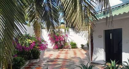Great Spanish Chalet by the Beach