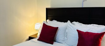 9-room hotel in phenomenal Busia with WiFi