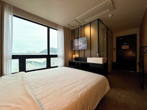 Chambre Double, vue port | 1 chambre, Wi-Fi gratuit