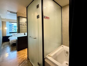 Economy Double Room, City View - Mini hotel may nampo (Busan)
