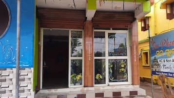 Ngoại thất