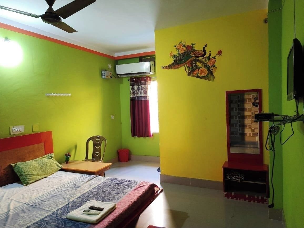 Quarto casal luxo | Escrivaninha, Wi-Fi de cortesia, roupa de cama