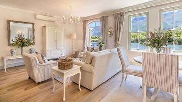 One Bedroom Lake View Villa 11A | Living room | 40-inch Smart TV with digital channels