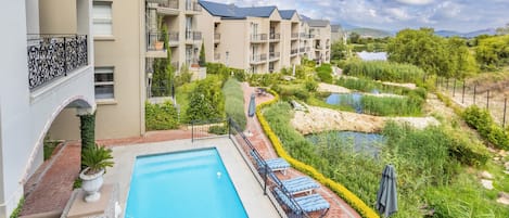 River Cascades 2 Bedroom Apartment 66 | Terrace/patio