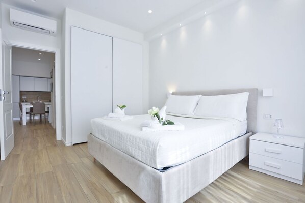 2 chambres, fer et planche à repasser, Wi-Fi, draps fournis