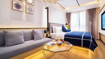 Quarto casal clássico, vista para a cidade | Wi-Fi de cortesia
