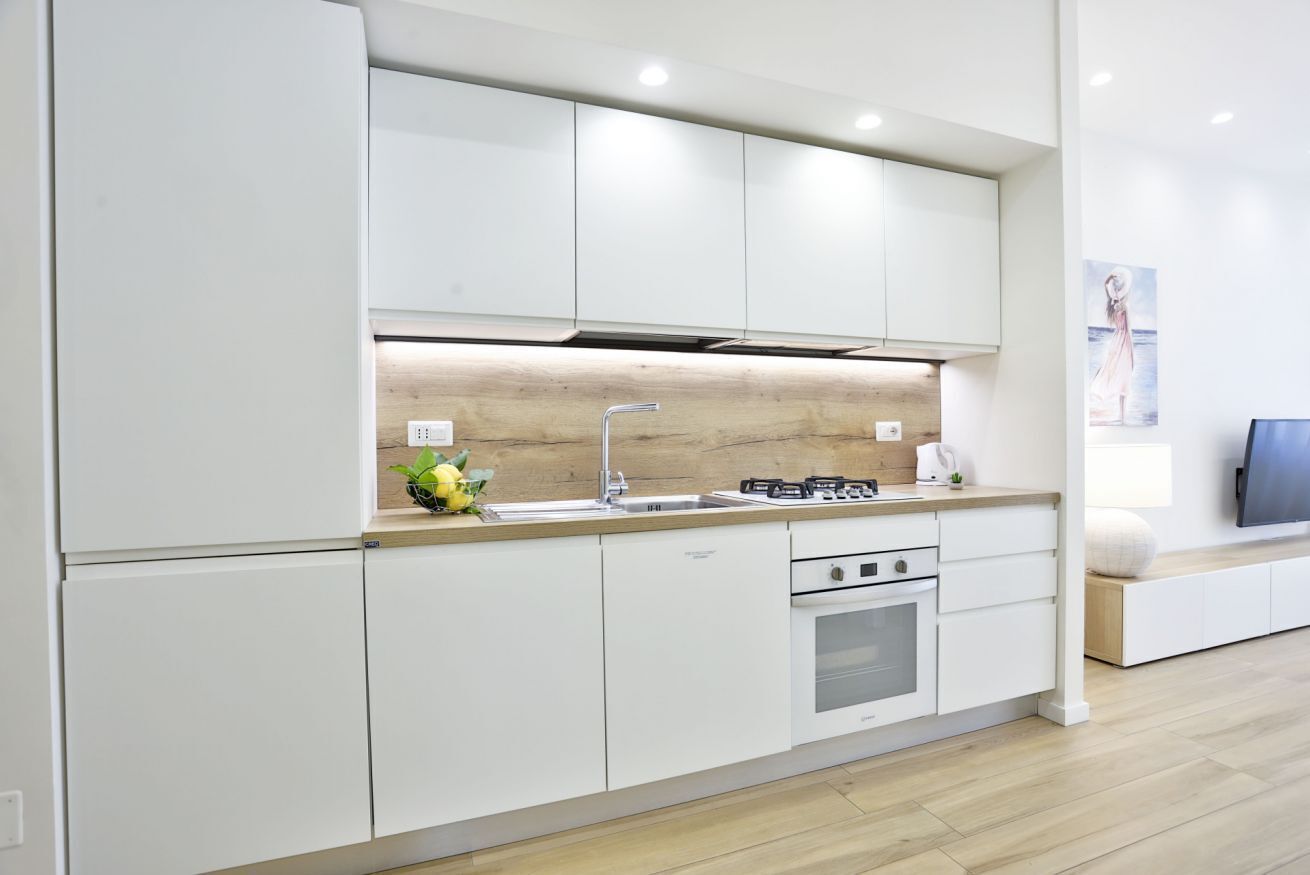 Refrigerador, horno, parrilla de estufa y lavavajillas 