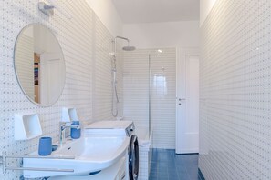 Hair dryer, bidet, towels