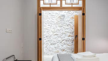 Comfort Apartment, Balcony, City View | 1 bedroom, soundproofing, iron/ironing board, free WiFi