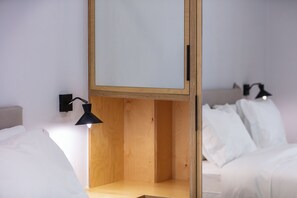 Căn hộ tiện nghi đơn giản, ban công, quang cảnh thành phố | 1 phòng ngủ, phòng cách âm, bàn ủi/dụng cụ ủi quần áo
