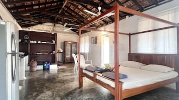 1 habitación, wifi y ropa de cama