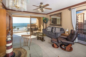TV, offices - Oceanfront hideaway at Sonoran Spa N608 (Puerto Penasco)