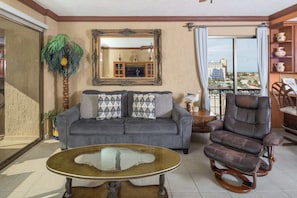 TV, offices - Oceanfront hideaway at Sonoran Spa N608 (Puerto Penasco)