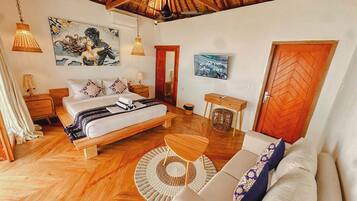 Luxury Villa, 1 Bedroom, Pool View, Beachfront | Free WiFi, bed sheets