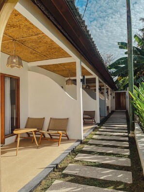 Een laptopwerkplek, gratis wifi, beddengoed