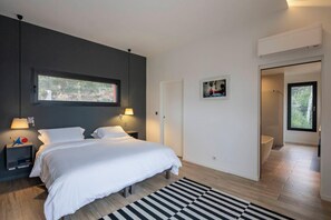 4 Schlafzimmer, Bügeleisen/Bügelbrett, kostenloses WLAN, Bettwäsche