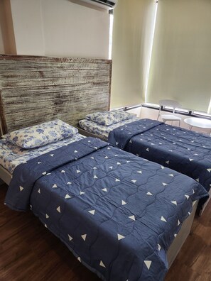 8 quartos, Wi-Fi, roupa de cama