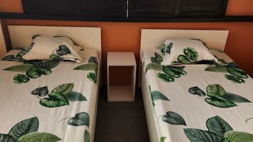 8 chambres, Wi-Fi, draps fournis