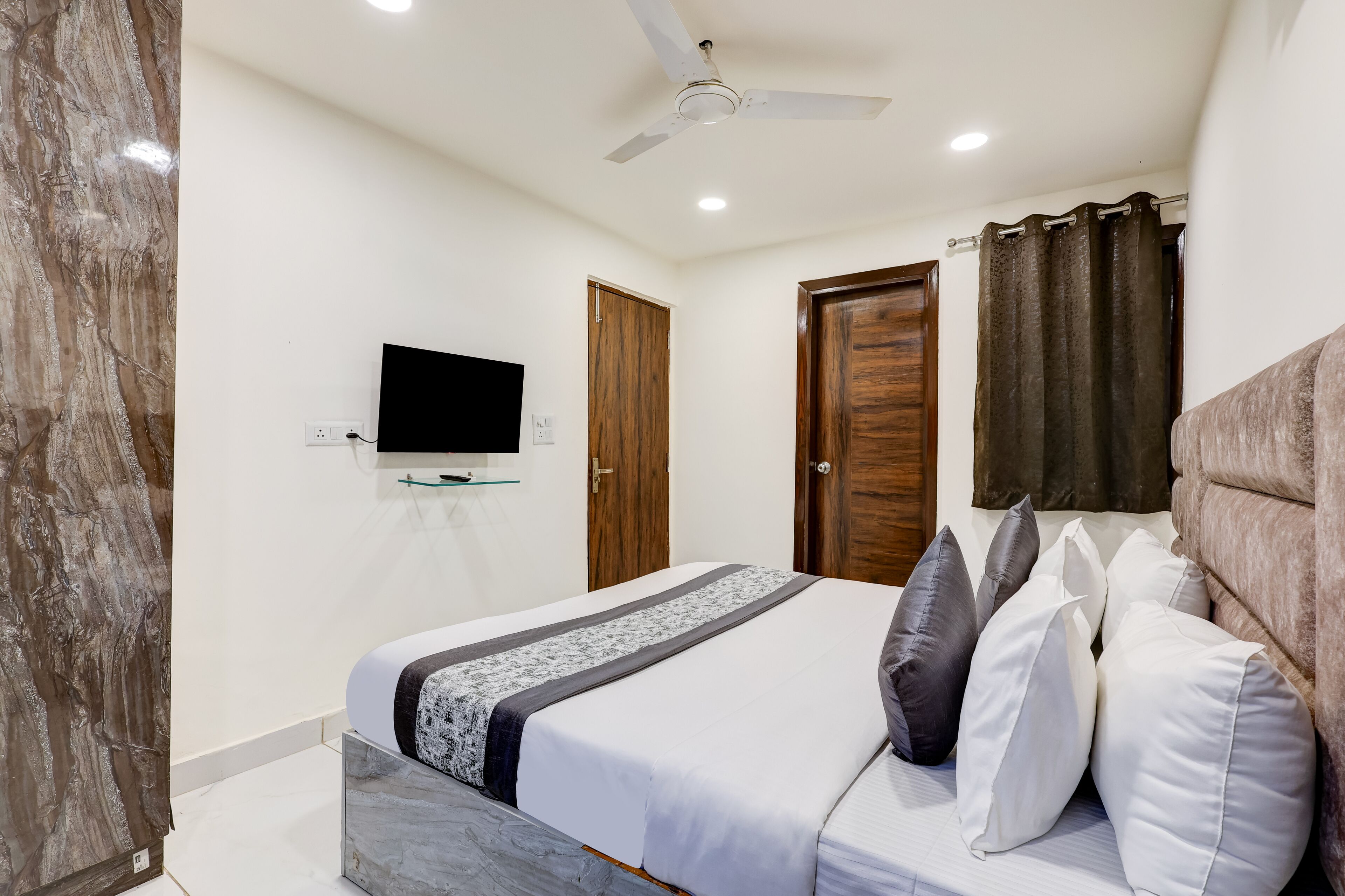 Photo - Mauryan Signature hotel with Airport View