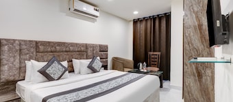 Mauryan Signature hotel with Airport View