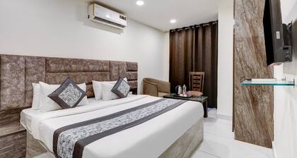 Mauryan Signature hotel with Airport View