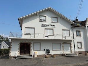 Fachada da propriedade