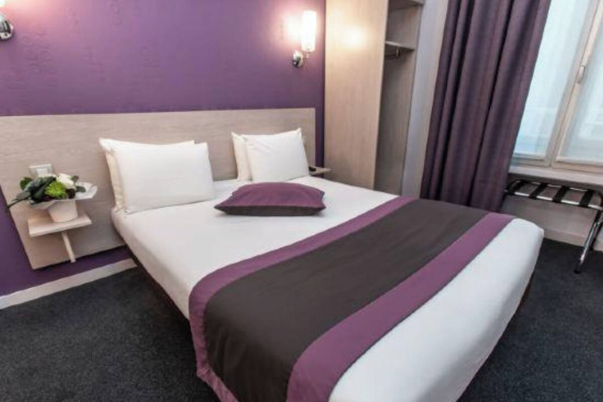 Superior Single Room | Desk, laptop workspace, free WiFi