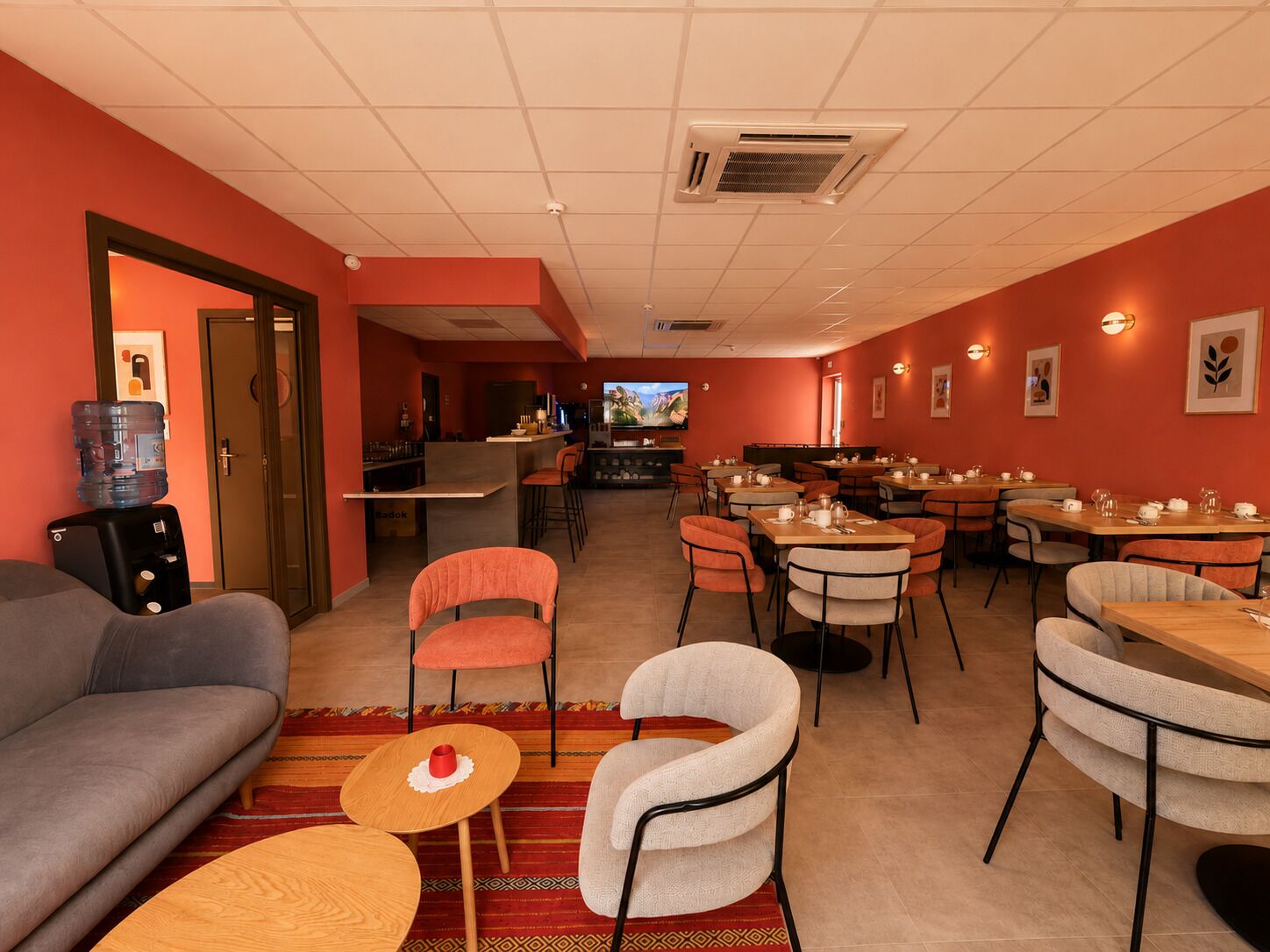 Breakfast area
