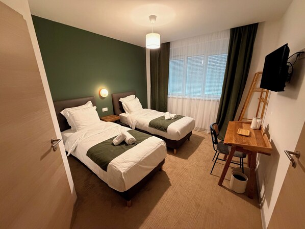 Double or Twin Room | Desk, laptop workspace, free WiFi