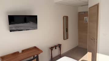 Comfort-Doppelzimmer | Schreibtisch, laptopgeeigneter Arbeitsplatz, kostenloses WLAN