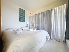 1 habitación, tabla de planchar con plancha, wifi y ropa de cama
