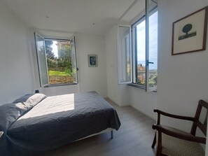 2 bedrooms, free WiFi - Central Design Flat With Parking, Bogliasco (Bogliasco)