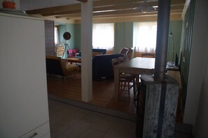 Departamento, 3 habitaciones, para fumadores, balcón | Comedor