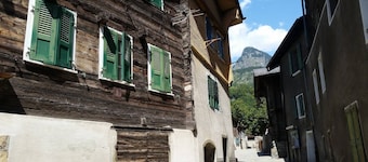 Historic Apartment in the old Village of Naters