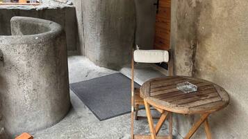 Apartment, 3 Bedrooms, Smoking, Balcony | Terrace/patio