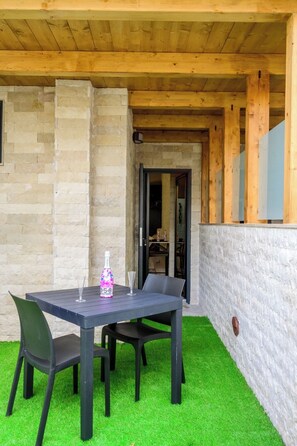 Outdoor dining - CRIBA ROOMS - Sofia Room. (Bari)