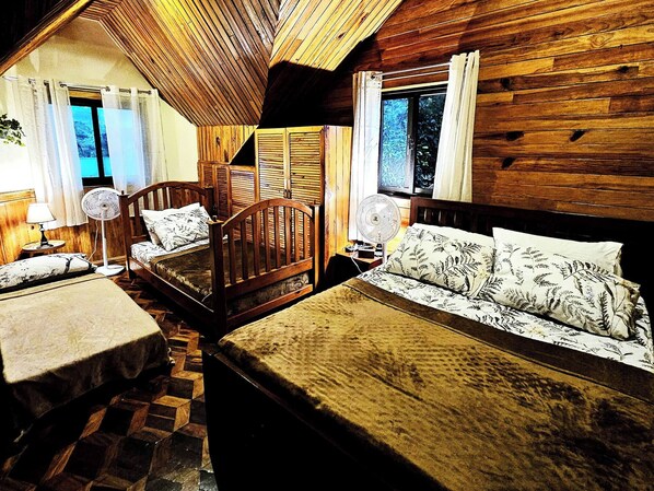 Shared Dormitory, 1 Bedroom, Balcony | 1 bedroom