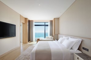 Signature Suite Double Ocean View | Blackout drapes, free WiFi - Shillamonogram Gangneung Hotel (Gangneung)