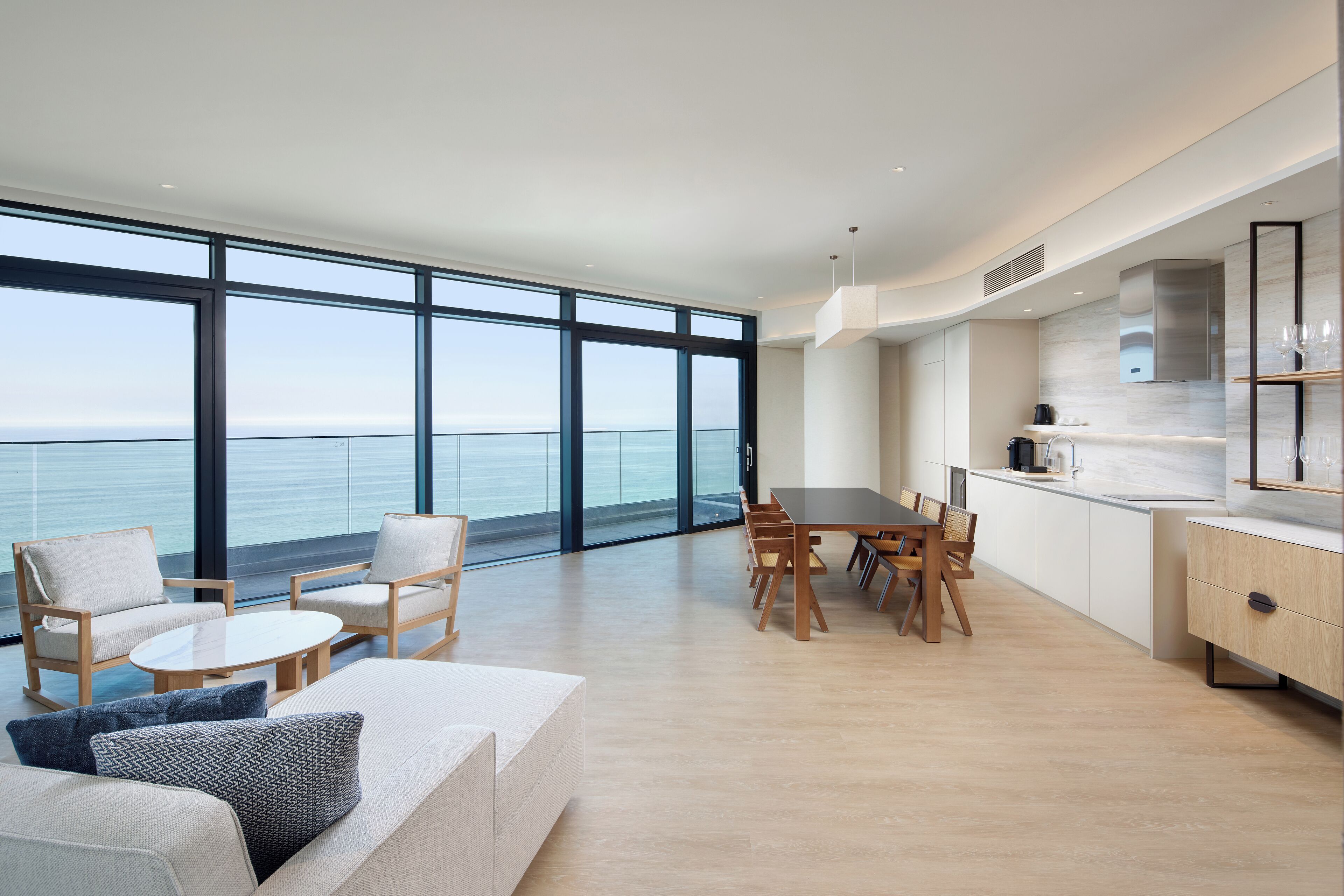 고급 침구, 객실 내 금고, 무료 WiFi, 침대 시트