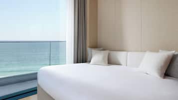 1 bedroom, premium bedding, in-room safe, free WiFi