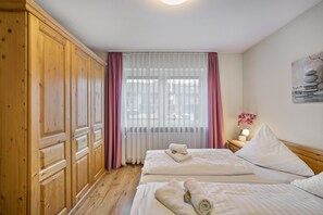 1 bedroom, free WiFi, bed sheets - Apartment 'Mit Bergblick, Pool, Sauna' with Mountain View, Shared Garden and Wi-Fi (Oberaudorf)