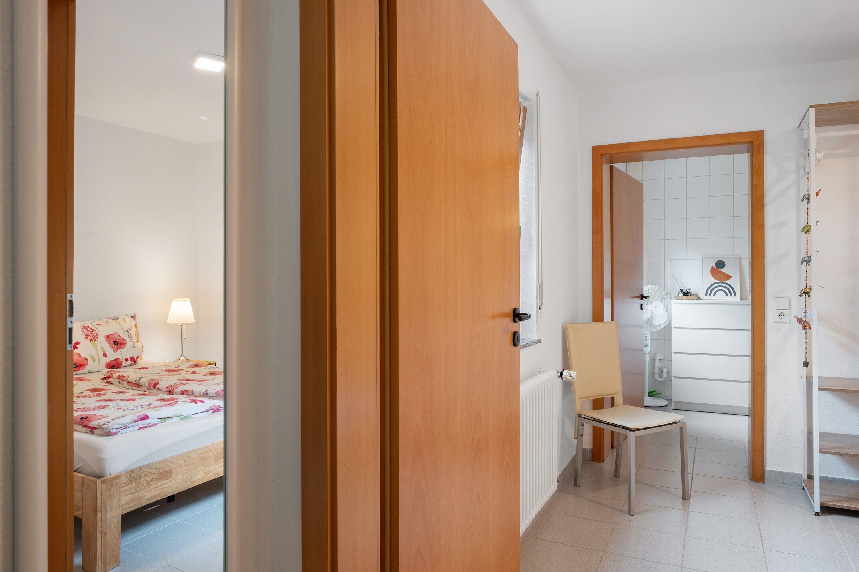 1 室のベッドルーム、WiFi (無料)、ベッドシーツ