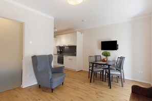 Interior - Apartment 'Halla' with Private Terrace, Shared Garden and Wi-Fi (Balve)