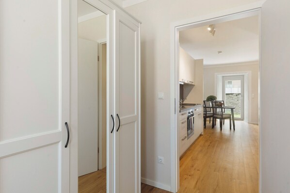 Interior - Apartment 'Halla' with Private Terrace, Shared Garden and Wi-Fi (Balve)